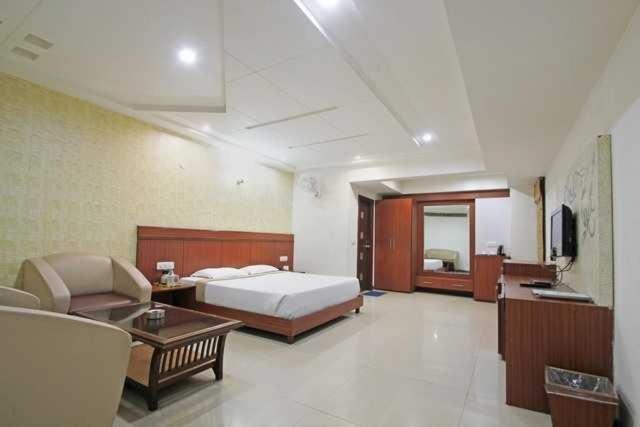 Hotel Nagpal Regency Ludhijána Exteriér fotografie
